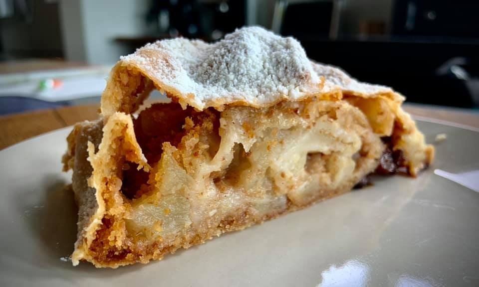 Apfelstrudel